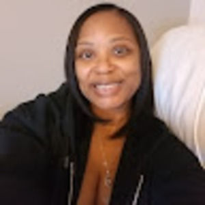 Meet your Posher, Tomika